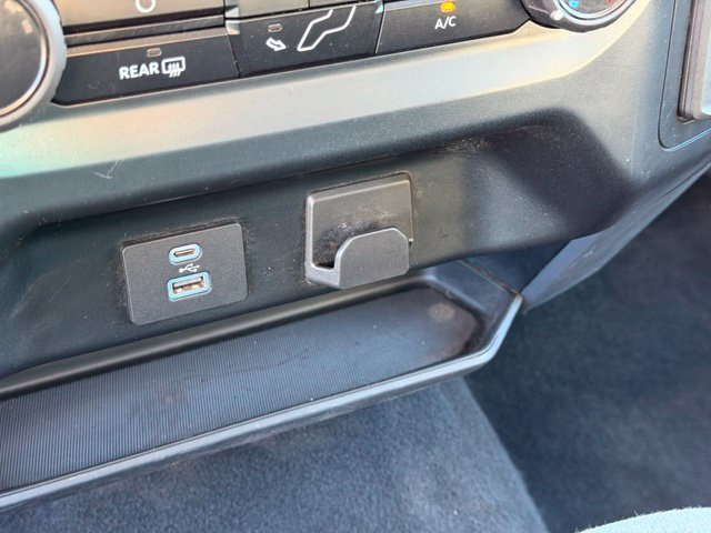 Used 2023 Ford F150 XLT w/ Trailer Tow Package AWD/4WD image 20