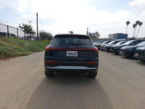 Used 2025 Audi Q5 Premium Plus w/ Premium Plus AWD/4WD image 6