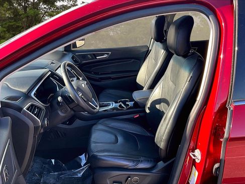 Used 2016 Ford Edge Titanium w/ Equipment Group 302A image 23