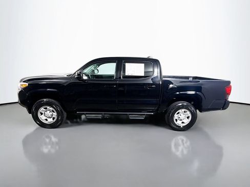 Certified 2023 Toyota Tacoma SR AWD/4WD image 4