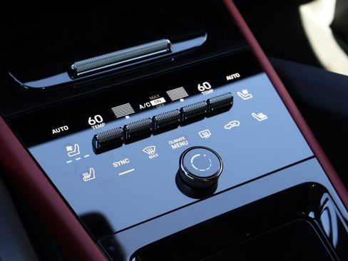 New 2026 Porsche Cayenne S image 20