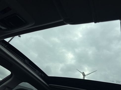 Used 2018 Subaru Forester 2.5i Premium w/ Popular Package #3B image 24