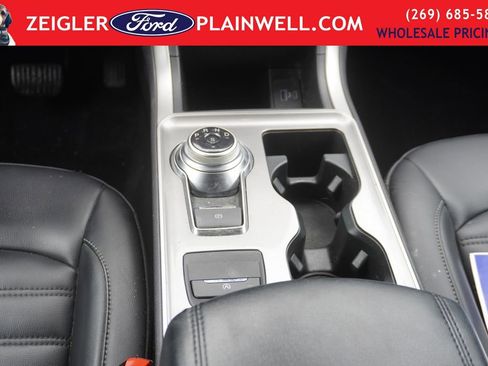 Used 2024 Ford Edge SEL w/ Convenience Package image 17
