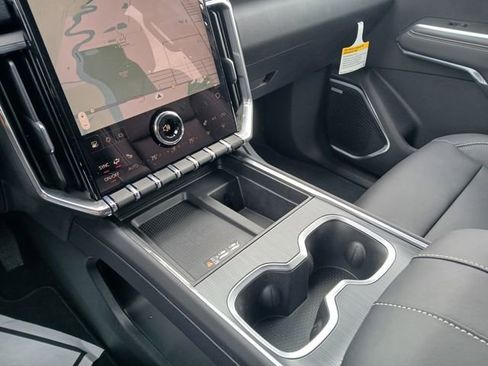 New 2026 GMC Acadia Elevation w/ Black Edition AWD/4WD image 29