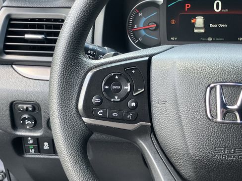 Used 2022 Honda Pilot Sport image 12