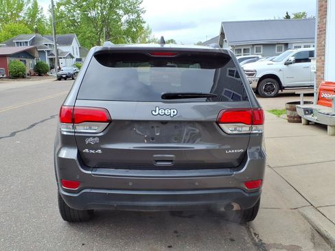 Used 2021 Jeep Grand Cherokee Laredo X AWD/4WD image 7