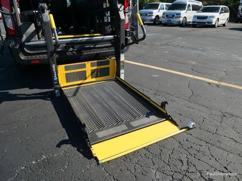 Used 2020 Ford Transit 350 XL image 13