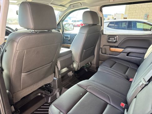 Used 2018 Chevrolet Silverado 1500 LTZ w/ LTZ Plus Package image 28