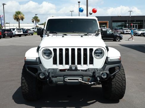 Used 2020 Jeep Gladiator Overland AWD/4WD image 2