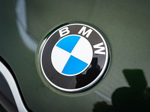 Used 2024 BMW X1 xDrive28i w/ Premium Package image 3