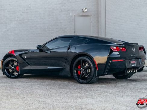 Used 2014 Chevrolet Corvette Stingray Coupe w/ 2LT Preferred Equipment Group image 5