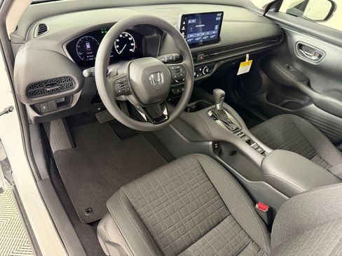 Used 2026 Honda HR-V LX image 4