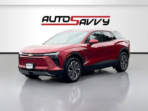 Used 2024 Chevrolet Blazer EV LT image 3