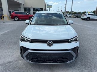 New 2025 Volkswagen Taos SE video 2