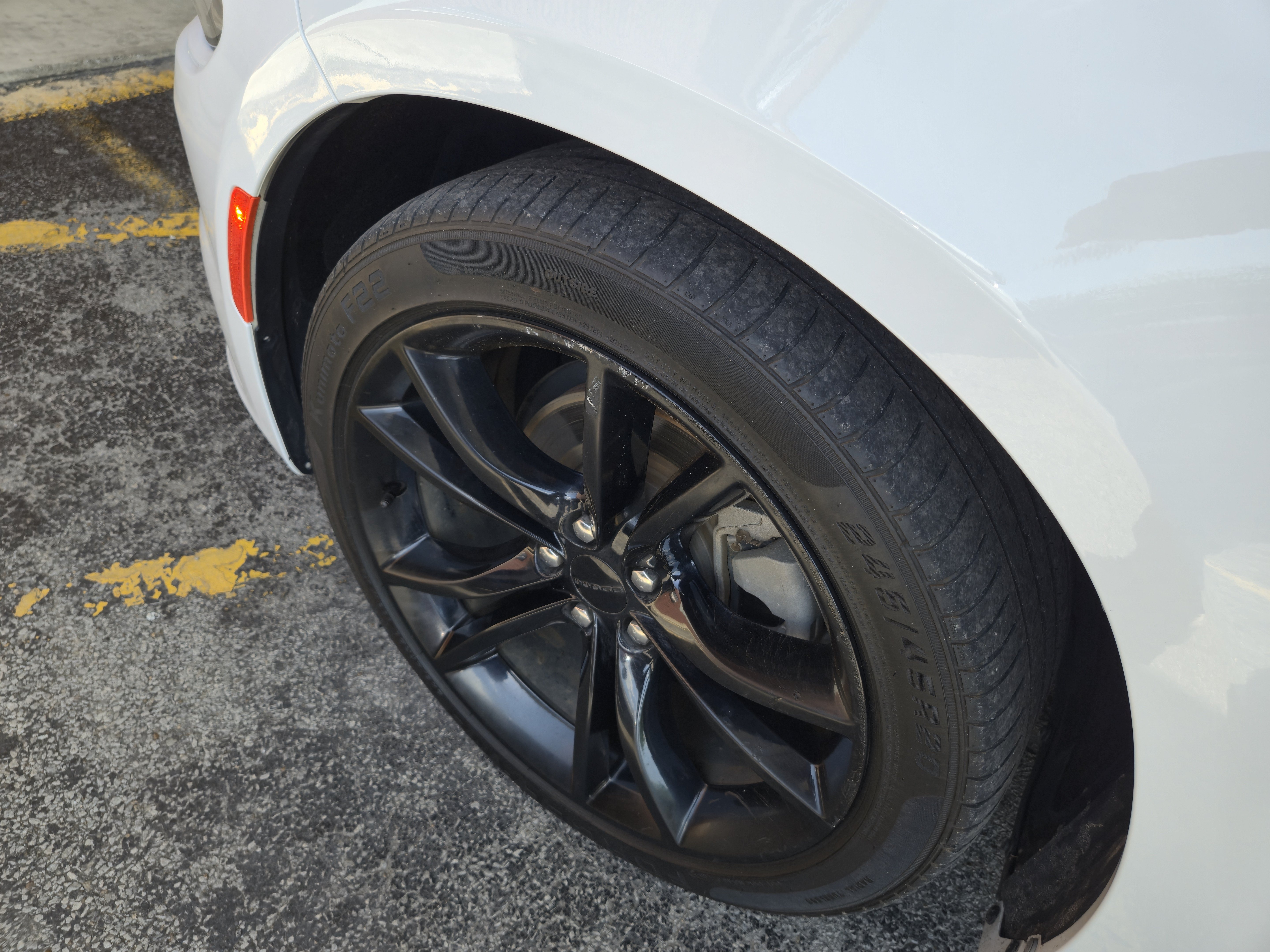 Used 2022 Dodge Charger SXT w/ Plus Group RWD image 13