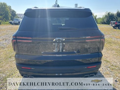 Certified 2025 Chevrolet Traverse LT w/ Midnight/Sport Edition image 4