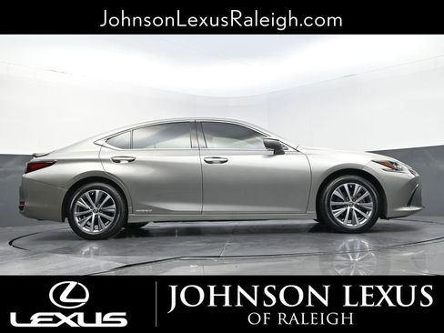 Used 2021 Lexus ES 300h w/ Premium Package FWD image 20