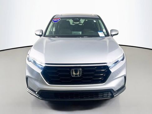 Used 2025 Honda CR-V EX image 3