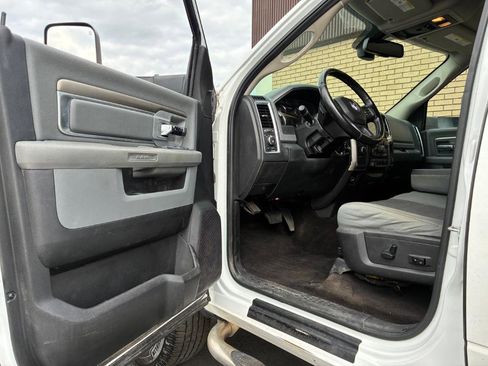 Used 2016 RAM 2500 SLT w/ Comfort Group AWD/4WD image 18