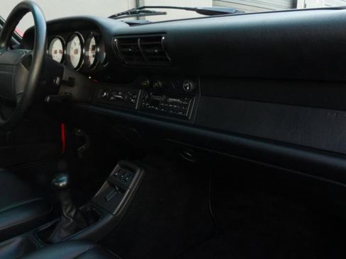 Used 1993 Porsche 911 Carrera RWD image 25
