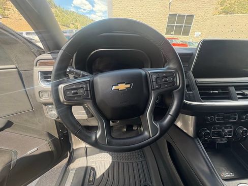 Used 2023 Chevrolet Tahoe LT AWD/4WD image 2