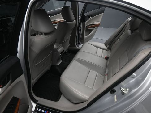 Used 2012 Honda Accord EX-L image 16