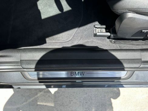 Used 2020 BMW 330i Sedan w/ Driving Assistance Package RWD image 18