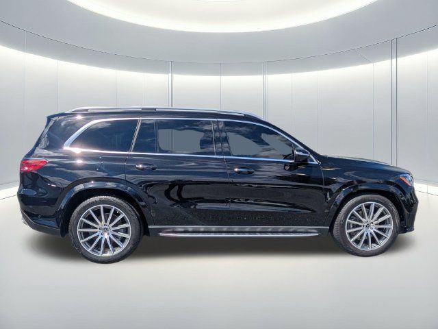 Used 2026 Mercedes-Benz GLS 580 4MATIC image 7