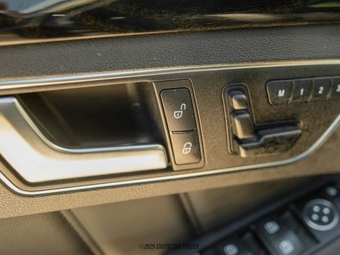 Used 2013 Mercedes-Benz E 63 AMG Wagon image 93