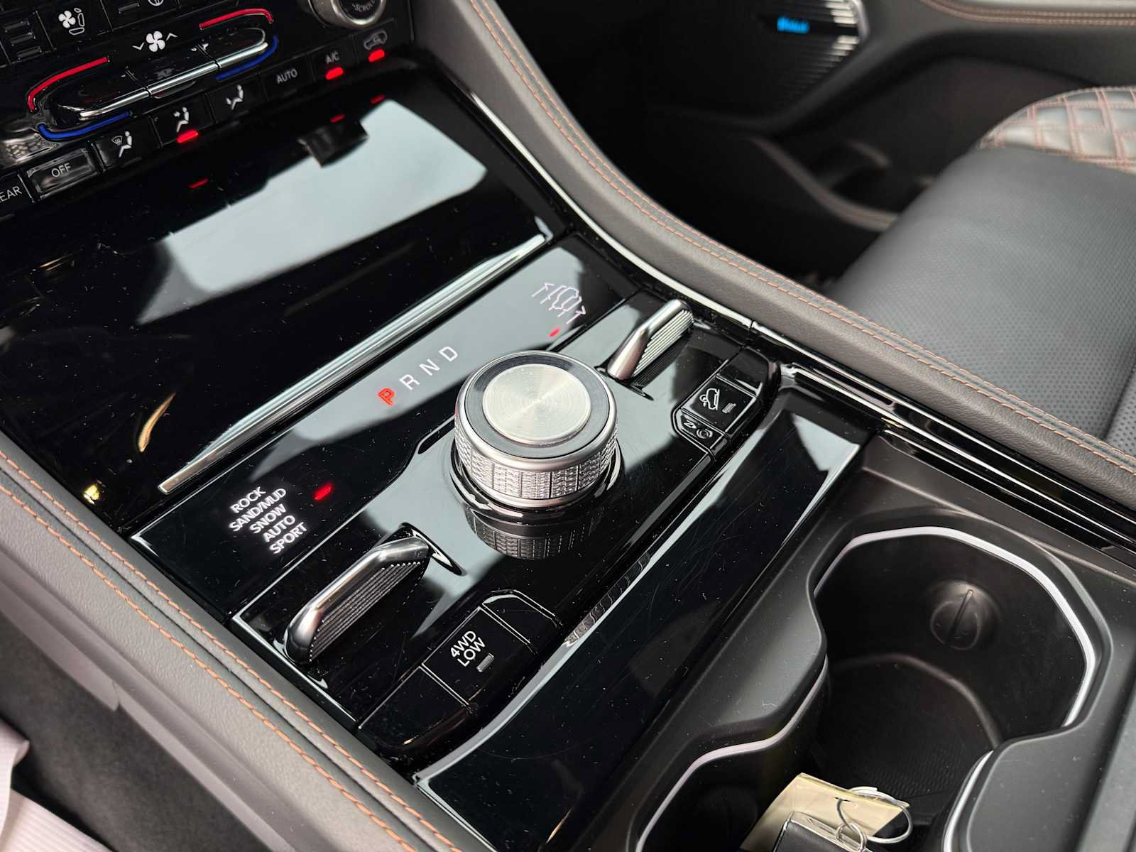 Certified 2023 Jeep Grand Cherokee Summit AWD/4WD image 18