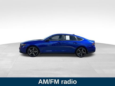 Used 2023 Honda Accord Sport image 2