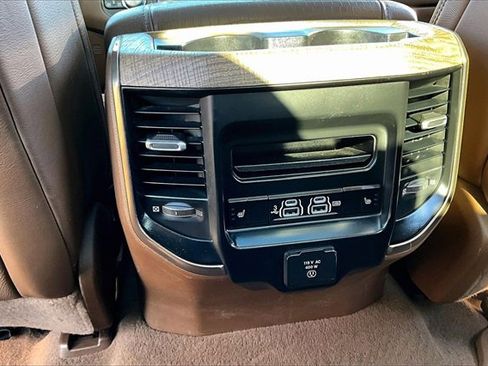 Used 2019 RAM 1500 Limited image 11