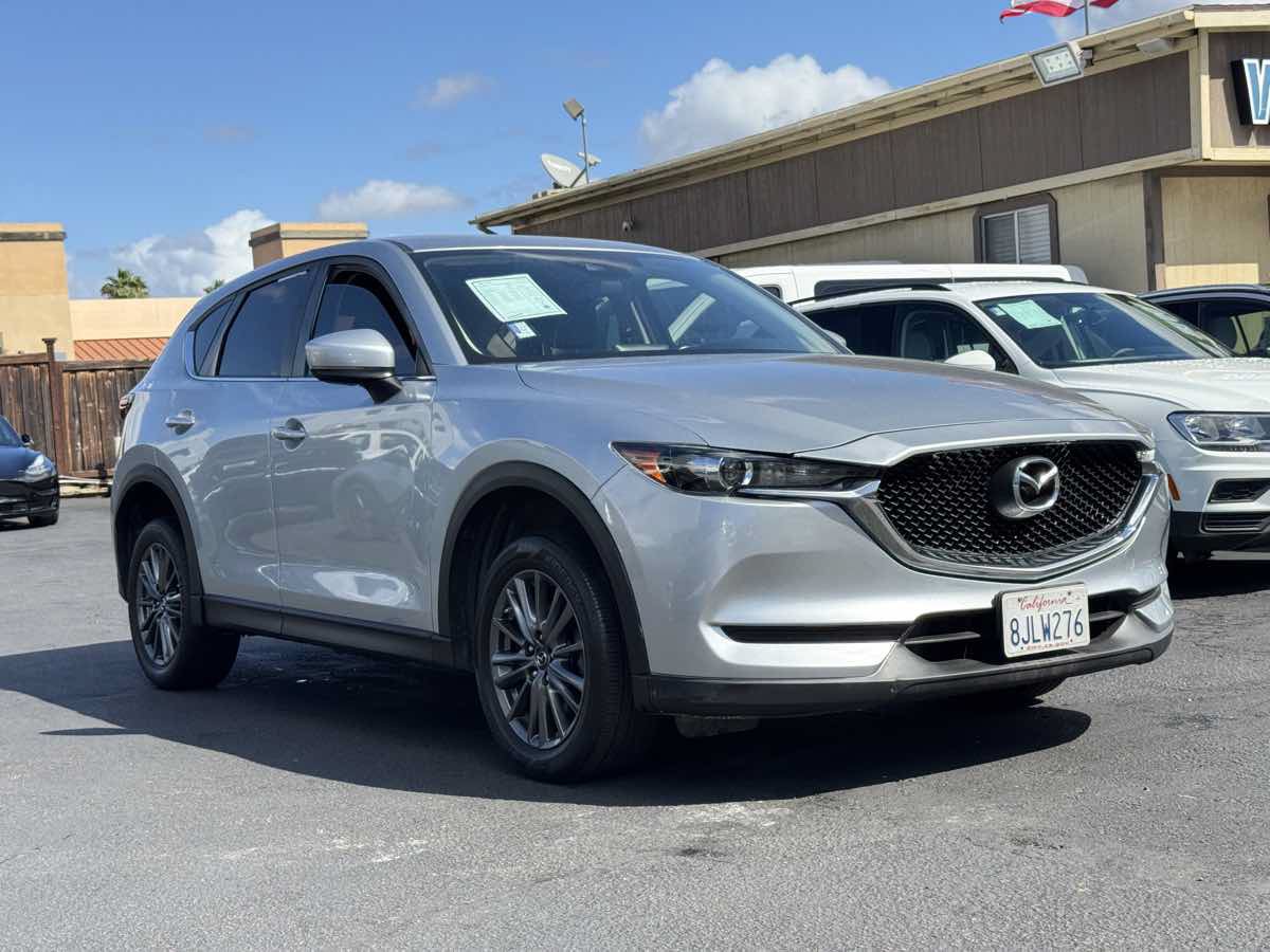 Used 2019 MAZDA CX-5 Sport FWD image 4