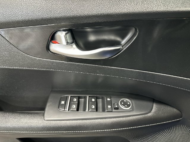 Used 2021 Kia Forte GT-Line FWD image 19