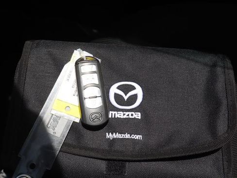 Used 2019 MAZDA MX-5 Miata Sport RWD image 50