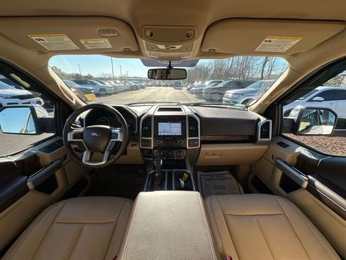 Used 2018 Ford F150 Lariat image 2