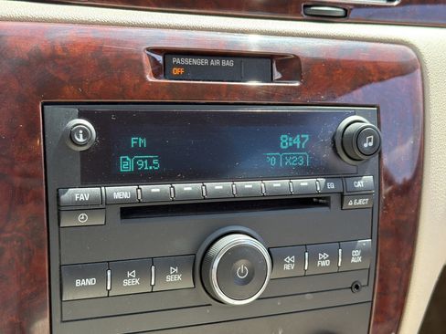 Used 2008 Chevrolet Impala LS FWD image 20