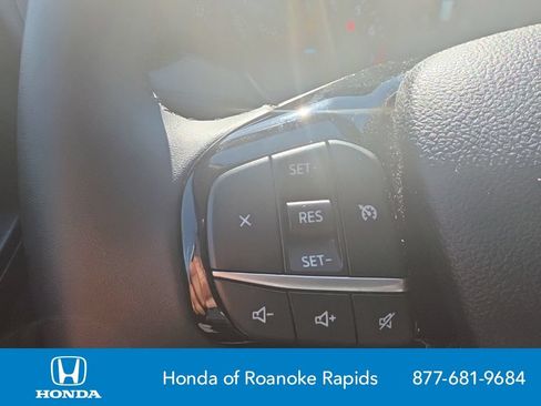 Used 2022 Ford Escape SE w/ Convenience Package FWD image 13