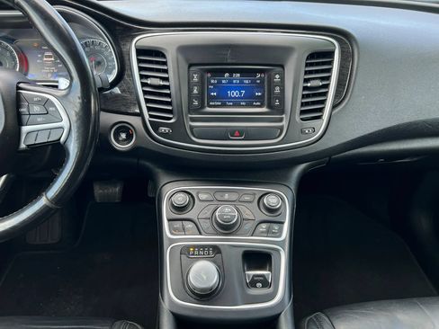 Used 2015 Chrysler 200 C FWD image 19