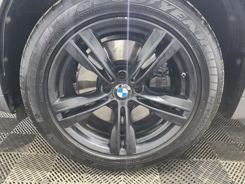 Used 2017 BMW X5 xDrive50i w/ Executive Package AWD/4WD image 18
