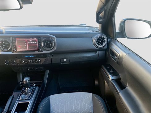 Used 2023 Toyota Tacoma TRD Off-Road image 22