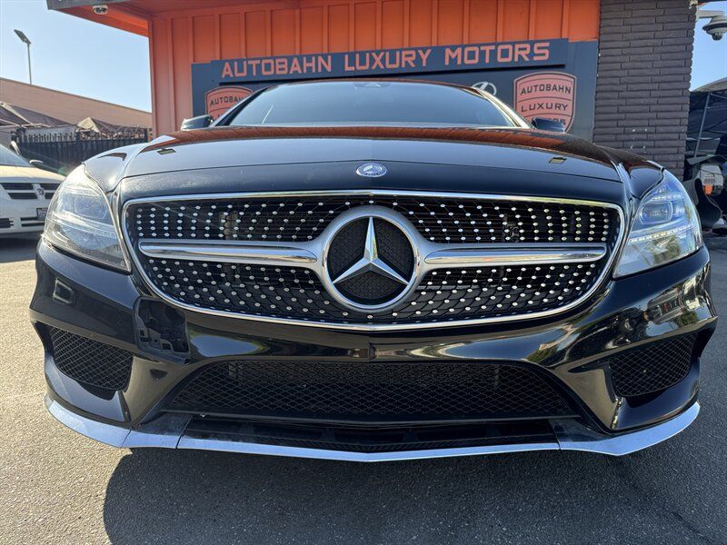 Used 2015 Mercedes-Benz CLS 400 image 4