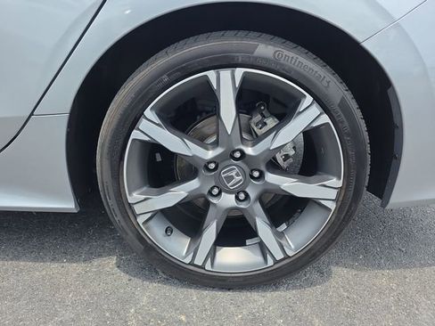 Used 2025 Honda Civic Sport image 34