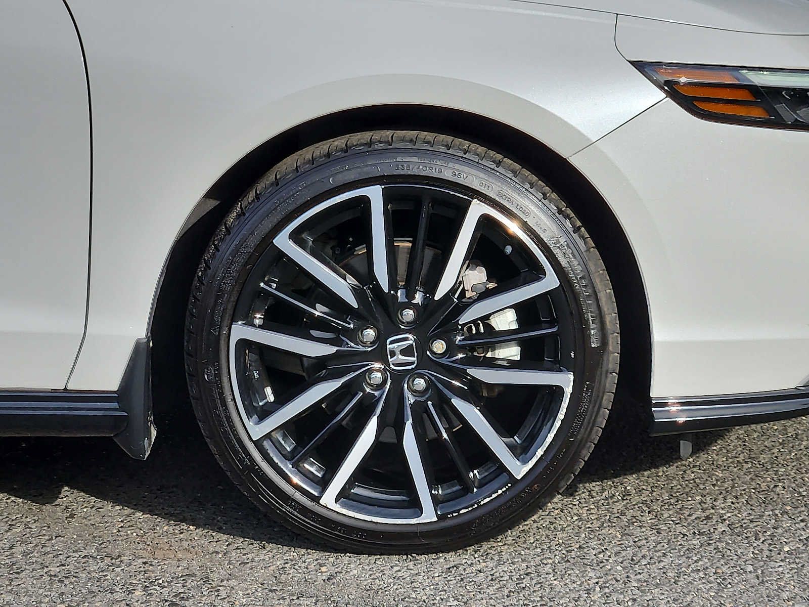 Certified 2024 Honda Accord Touring image 8