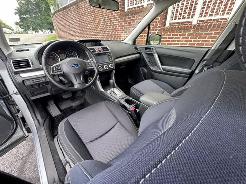 Used 2016 Subaru Forester 2.5i w/ Alloy Wheel Package AWD/4WD image 32