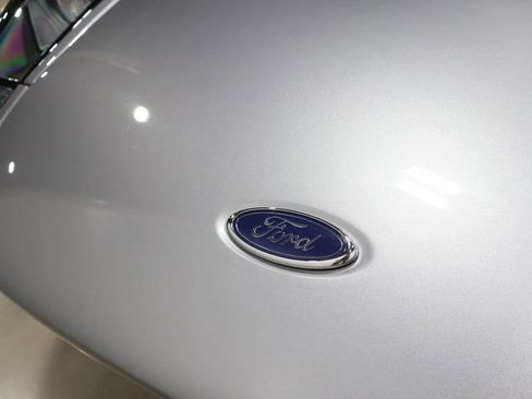 Used 2006 Ford GT image 70