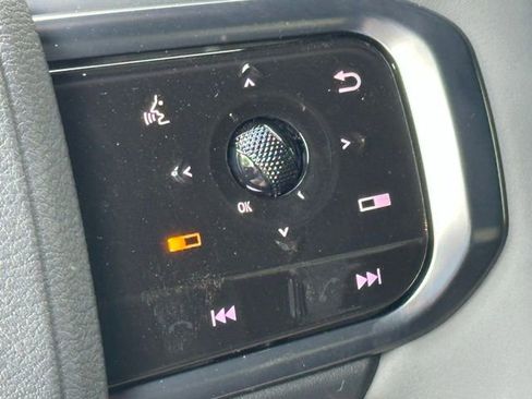 New 2026 Nissan Armada PRO-4X w/ Captain's Chari Seat Package image 40