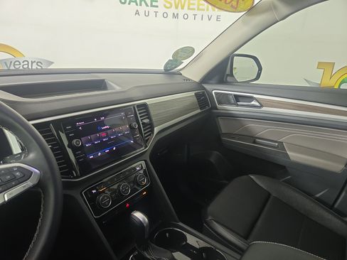 Used 2022 Volkswagen Atlas SEL image 26
