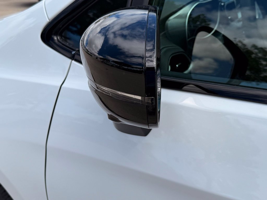 New 2026 Chrysler Pacifica Select FWD image 27