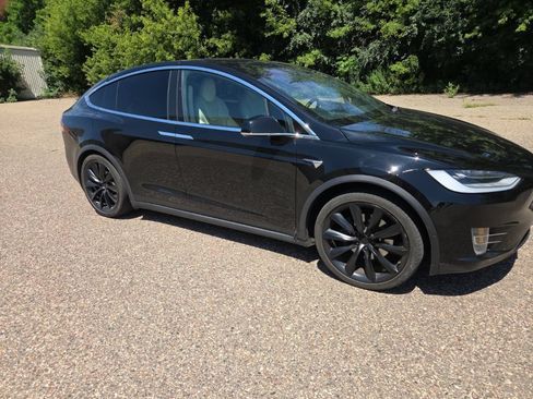 Used 2020 Tesla Model X Long Range AWD/4WD image 20